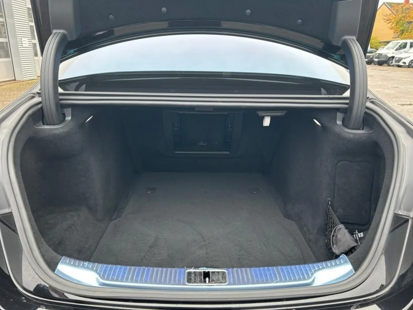 S 500 4M L AMG Night Pano 4xMem HUD Burm 360 uvm