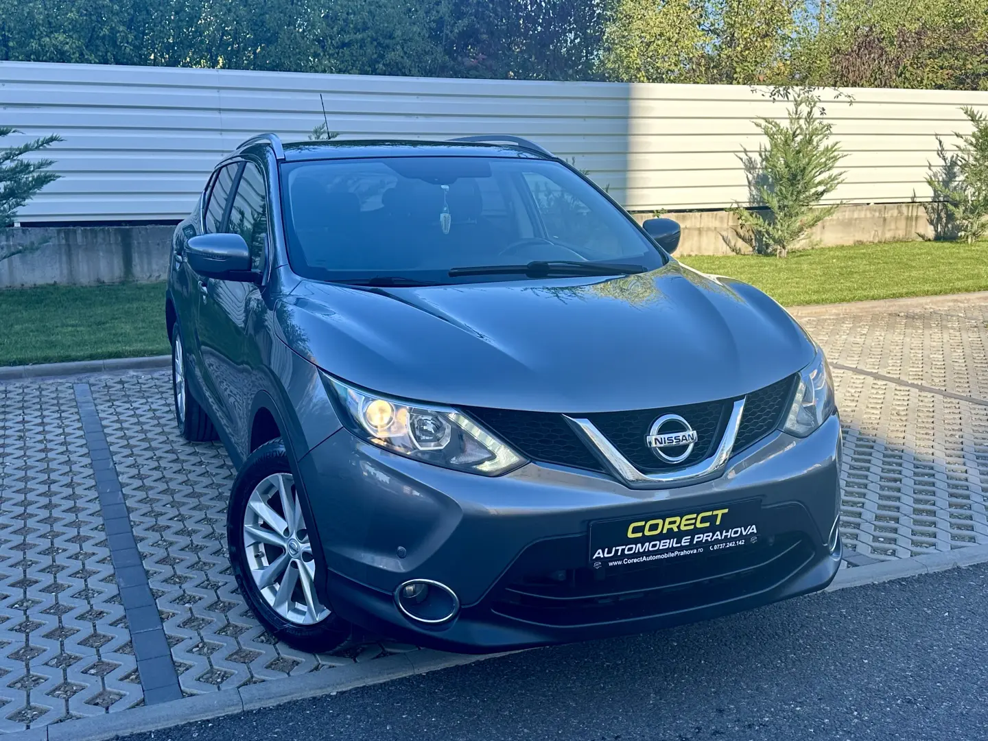 Nissan Qashqai  148.000 Km  geam panoramic  garantie  rate
