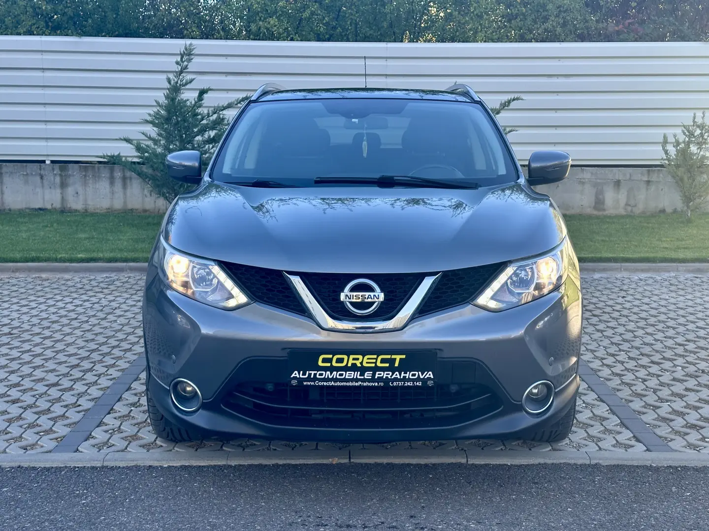 Nissan Qashqai  148.000 Km  geam panoramic  garantie  rate
