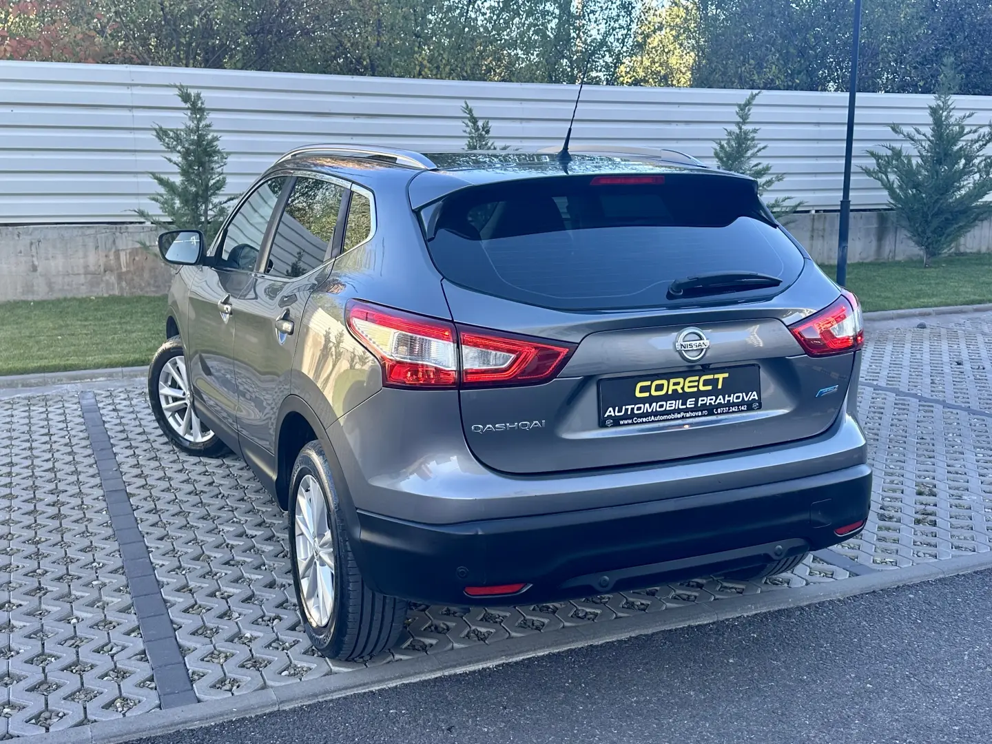Nissan Qashqai  148.000 Km  geam panoramic  garantie  rate