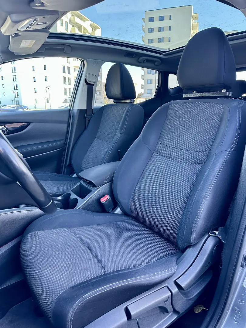 Nissan Qashqai  148.000 Km  geam panoramic  garantie  rate