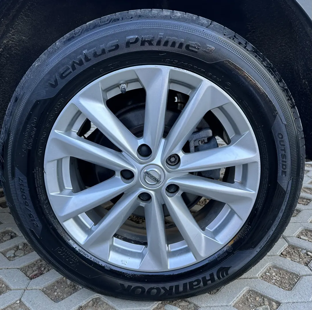 Nissan Qashqai  148.000 Km  geam panoramic  garantie  rate