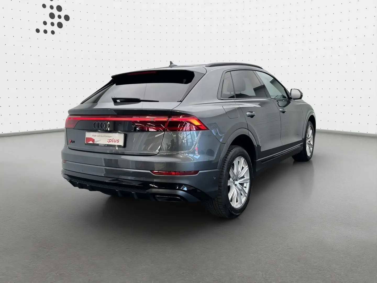 Audi Q8 55 TFSI quattro S line Navi Matrix Alu AHK HU
