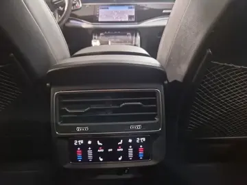 Audi Q7 55 TFSI QUATT S LINE AHK LUFT PANO KAMERA B&O