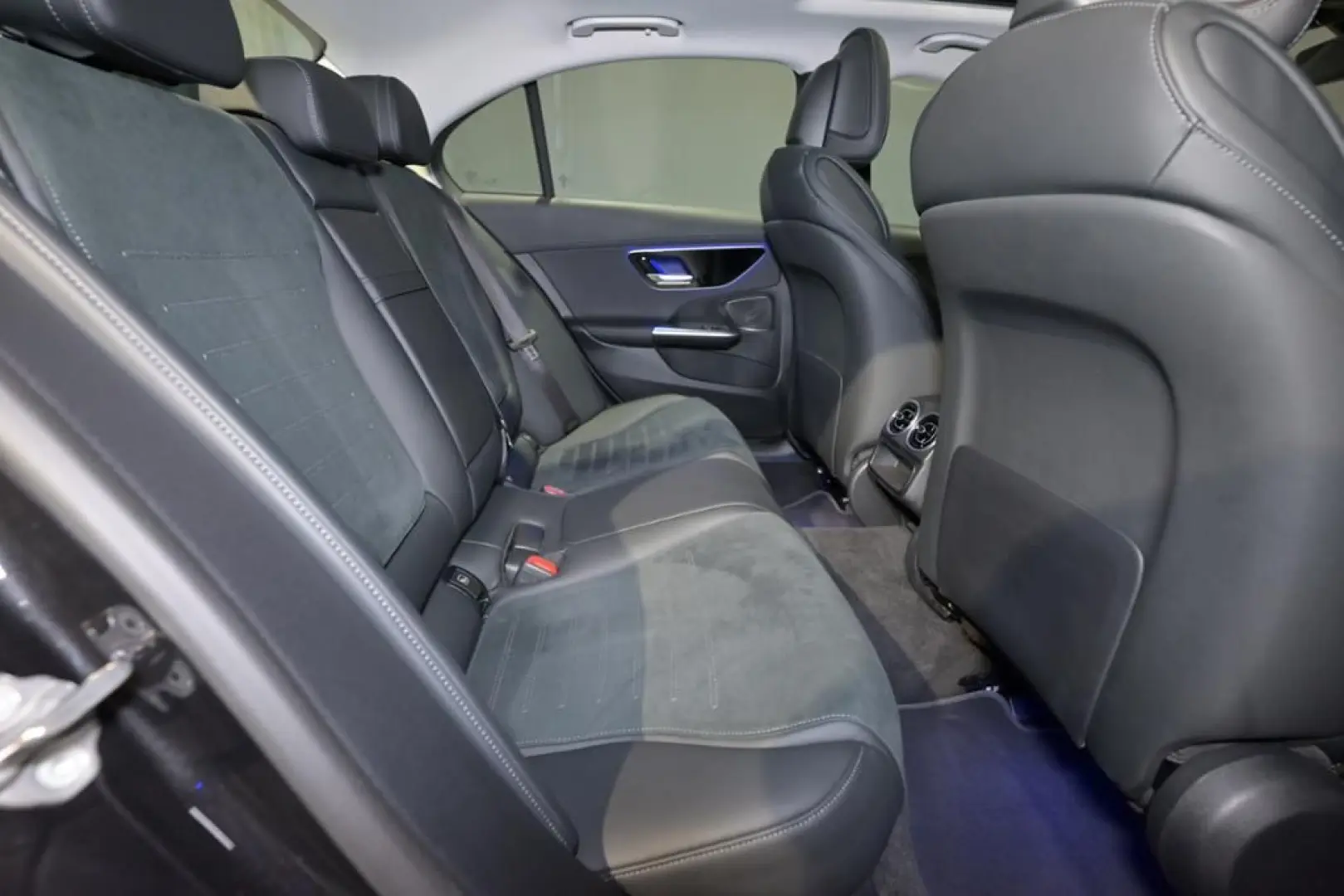 C 200 AMG LED KAMERA SHZ SHD BUSINESS TOTW