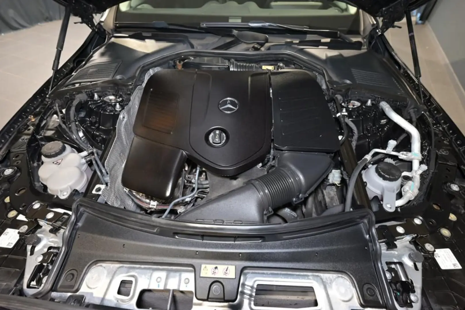 C 200 AMG LED KAMERA SHZ SHD BUSINESS TOTW