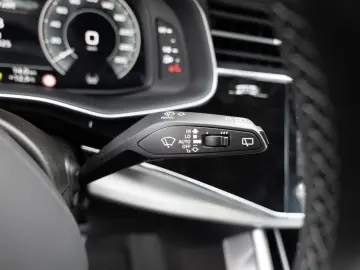 Q8 55 TFSI e quattro S-Line AHK HUD 360  LED SHZ