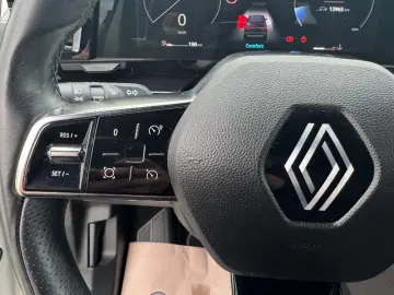 RENAULT AUSTRAL 1.3 TCe MHEV 140CP evolution