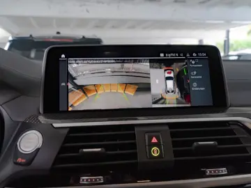 X4 M40i HUD 360