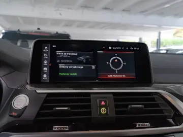 X4 M40i HUD 360