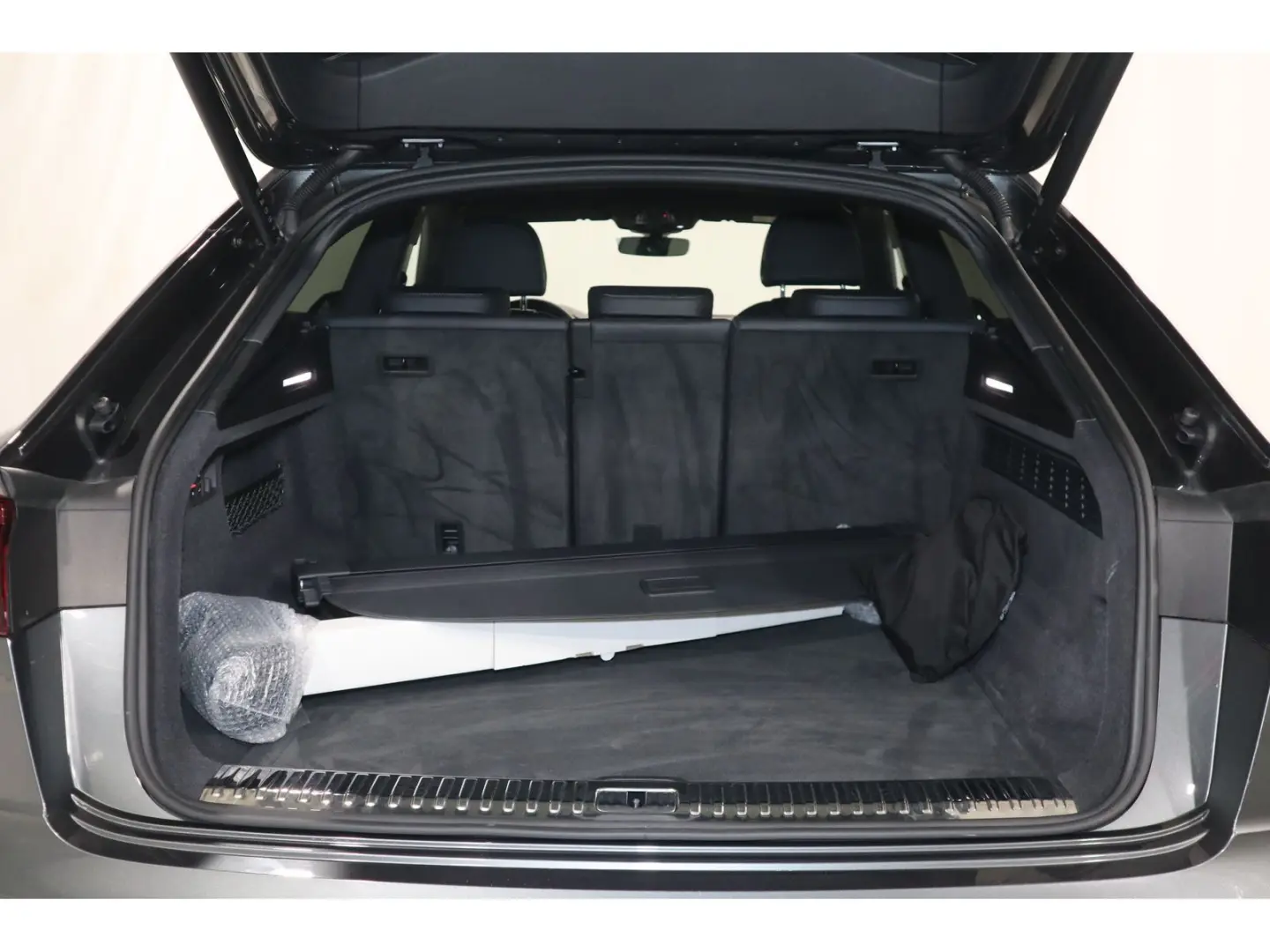 Q8 55 TFSI quattro S line UPE113 Matrix R-Kamera