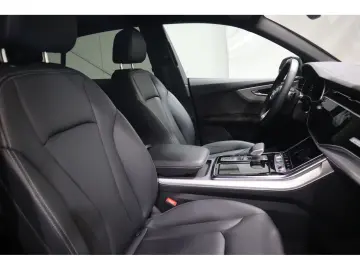 Q8 55 TFSI quattro S line UPE113 Matrix R-Kamera