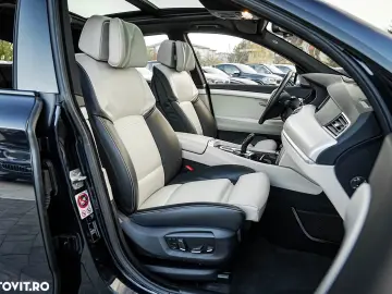 BMW Seria 5 550i xDrive Gran Turismo Aut. Luxury Line