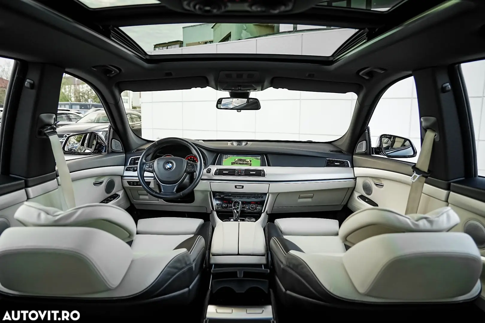 BMW Seria 5 550i xDrive Gran Turismo Aut. Luxury Line