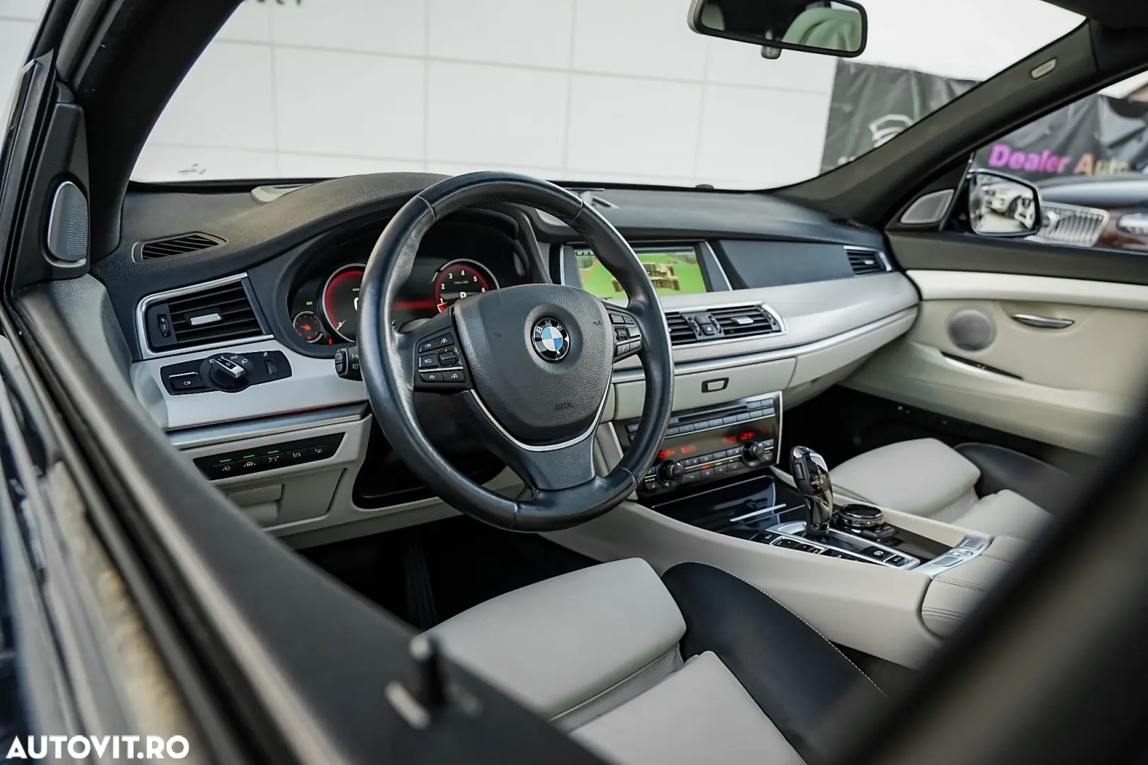 BMW Seria 5 550i xDrive Gran Turismo Aut. Luxury Line