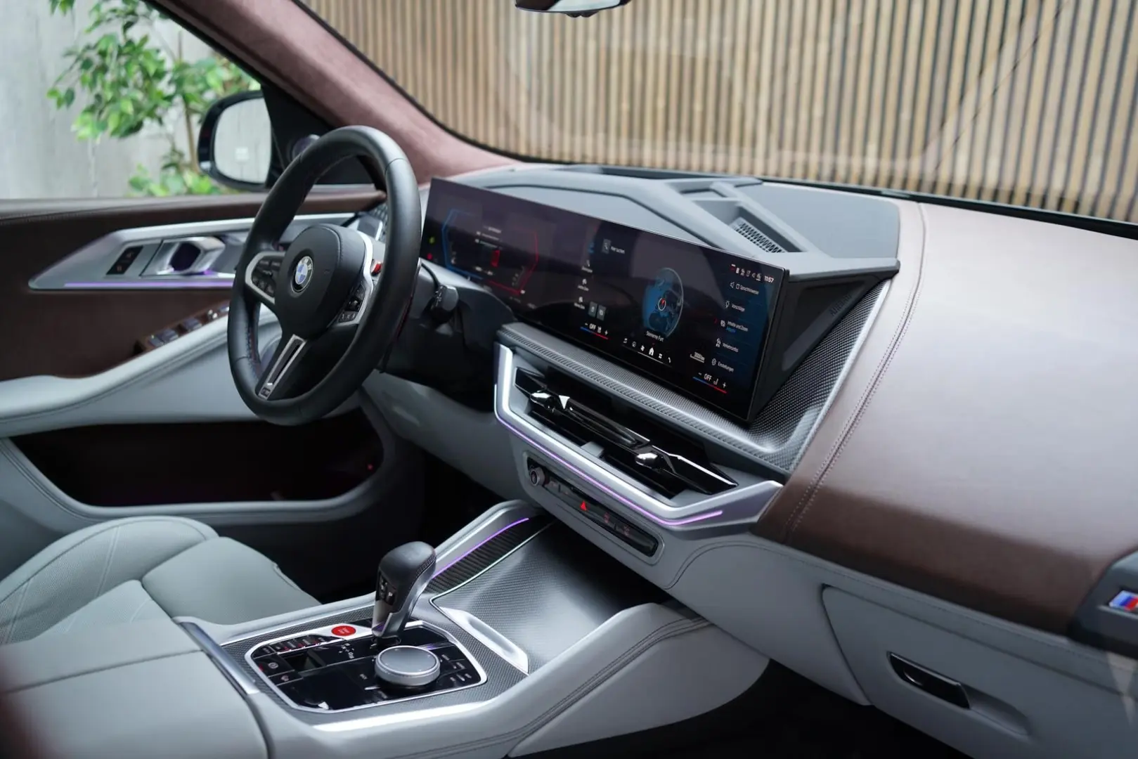 XM50e   B&W   Massage   Integral   SoftCl   HUD