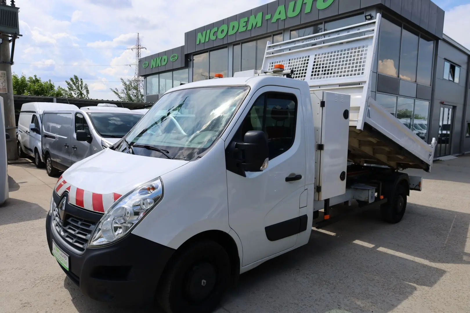 Renault Master Basculabil 2.3 L2 130 CP