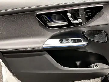 GLC 200 4M Ed.AMG Night DigiL Pano AHK Distronic