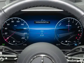 GLC 300 de 4M AMG DIG.LIGHT AHK Pano Distro HUD