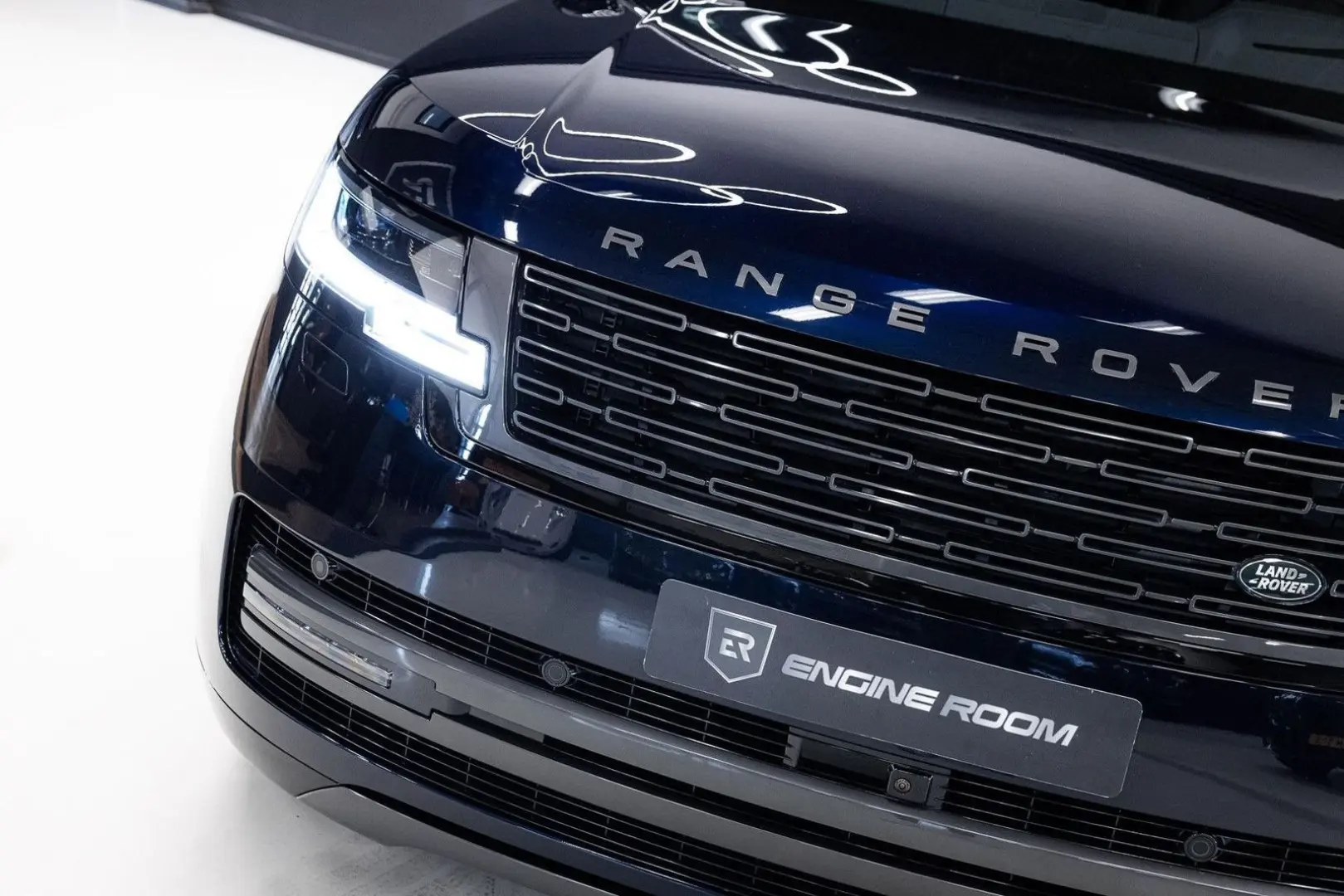 Range Rover 3.0 P550e Autobiography PHEV SV Colo