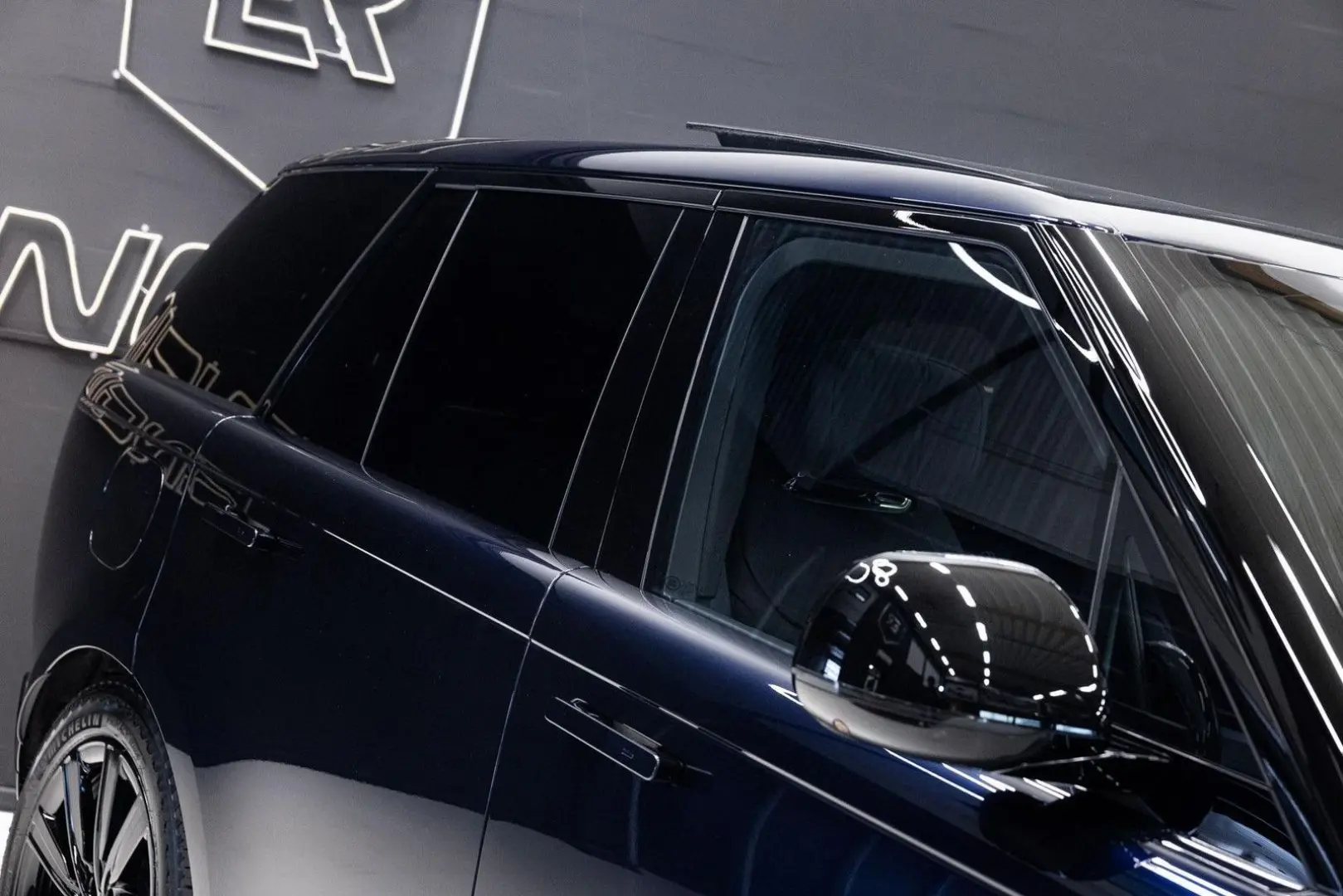 Range Rover 3.0 P550e Autobiography PHEV SV Colo