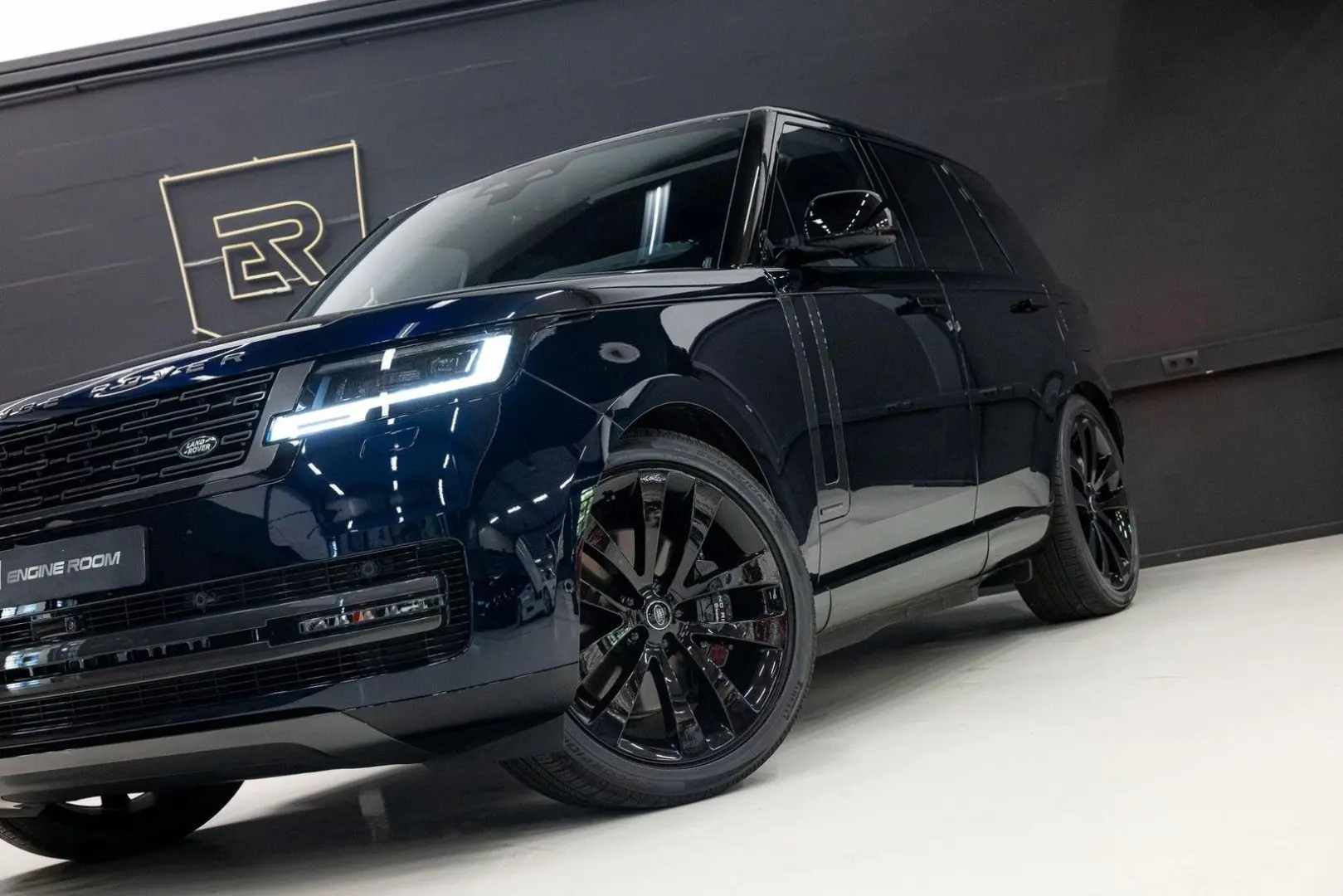 Range Rover 3.0 P550e Autobiography PHEV SV Colo