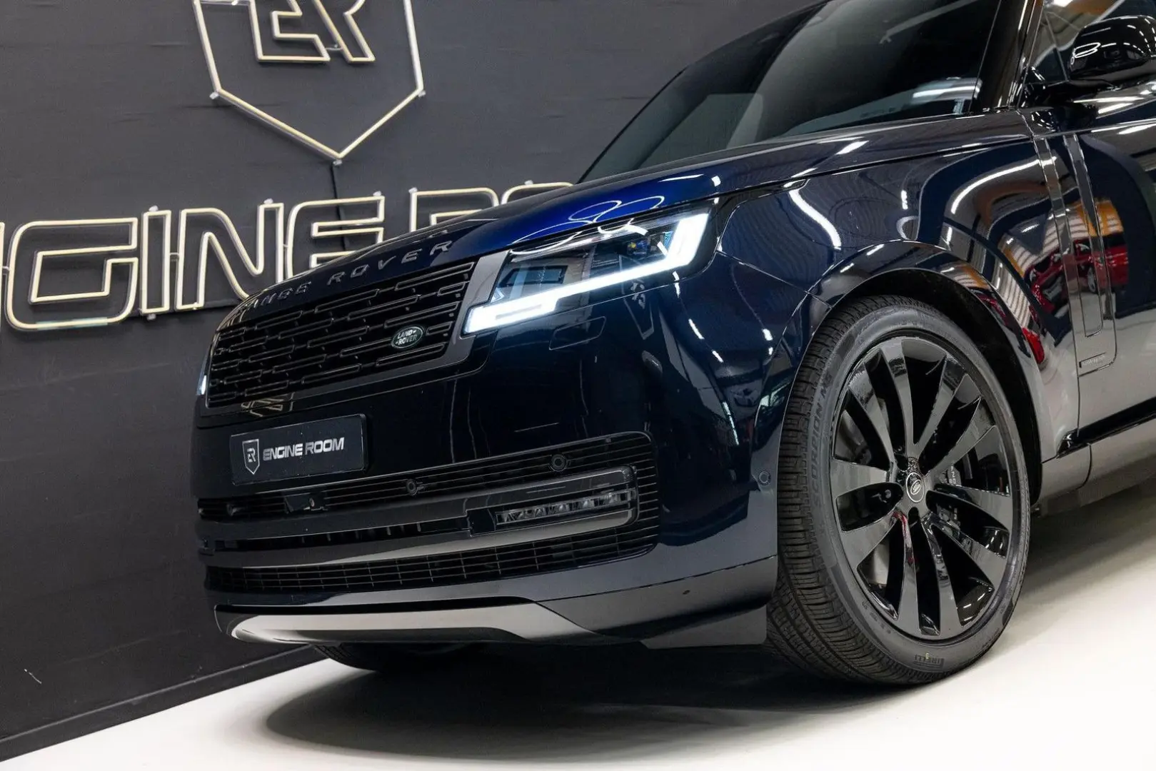 Range Rover 3.0 P550e Autobiography PHEV SV Colo