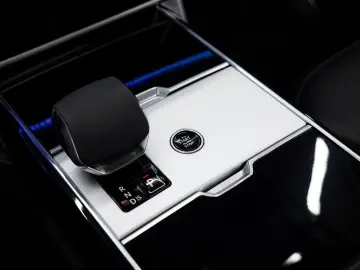 Range Rover 3.0 P550e Autobiography PHEV SV Colo