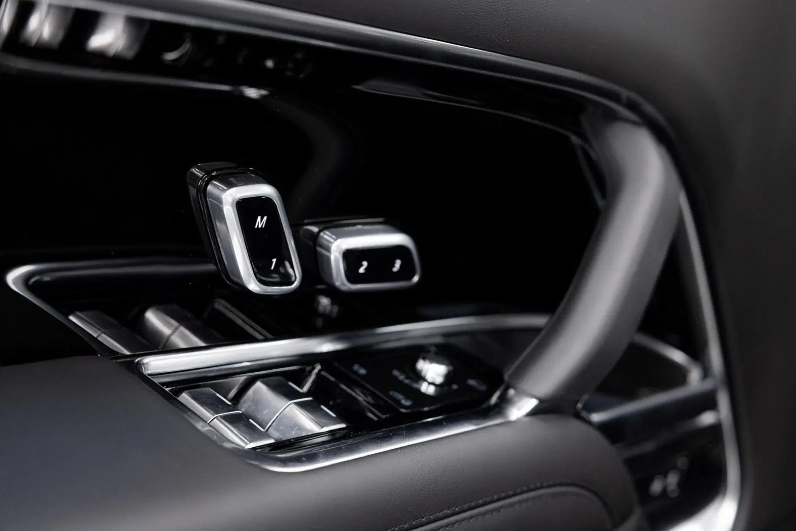 Range Rover 3.0 P550e Autobiography PHEV SV Colo