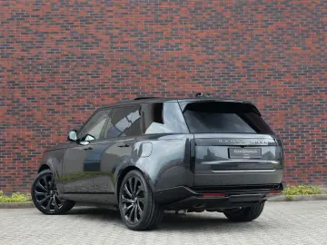 Range Rover P550e Autobiography   23 Inch - SV