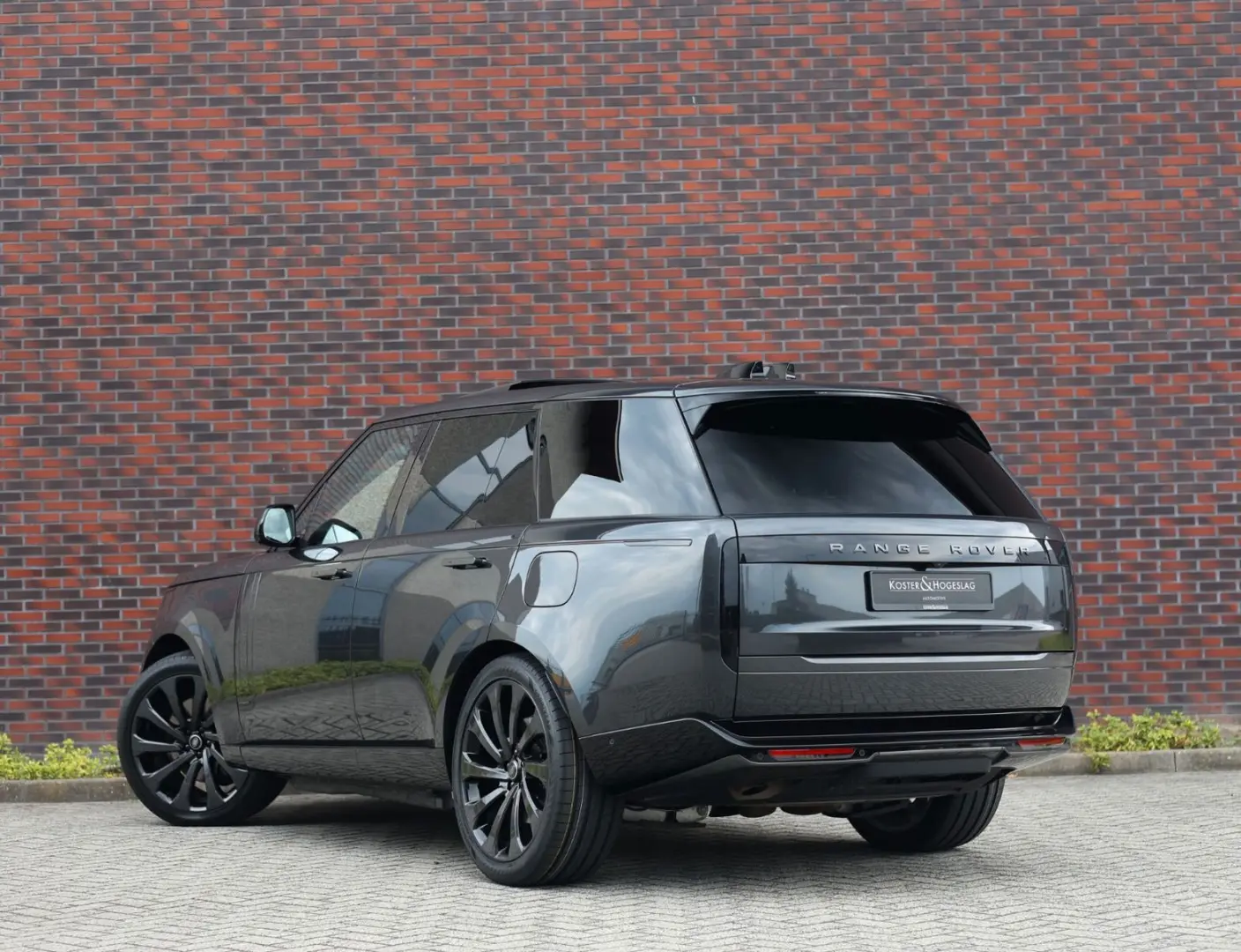 Range Rover P550e Autobiography   23 Inch - SV
