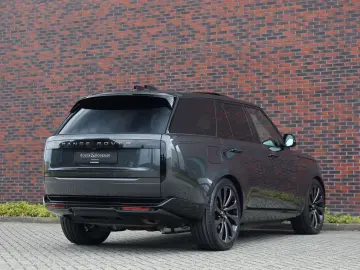 Range Rover P550e Autobiography   23 Inch - SV