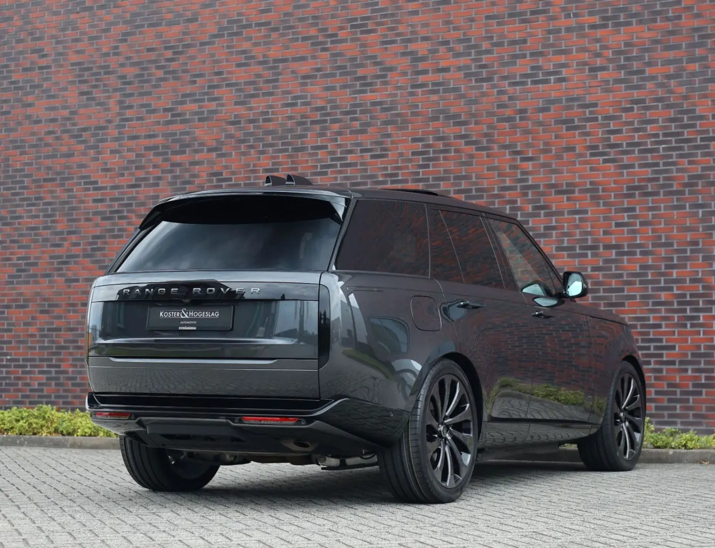 Range Rover P550e Autobiography   23 Inch - SV