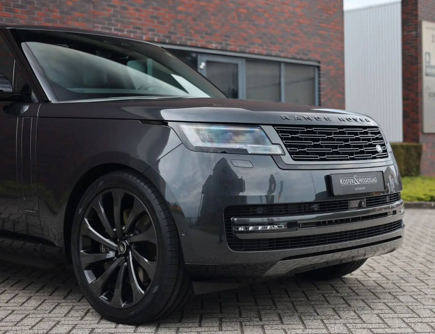 Range Rover P550e Autobiography   23 Inch - SV