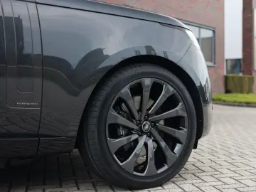 Range Rover P550e Autobiography   23 Inch - SV