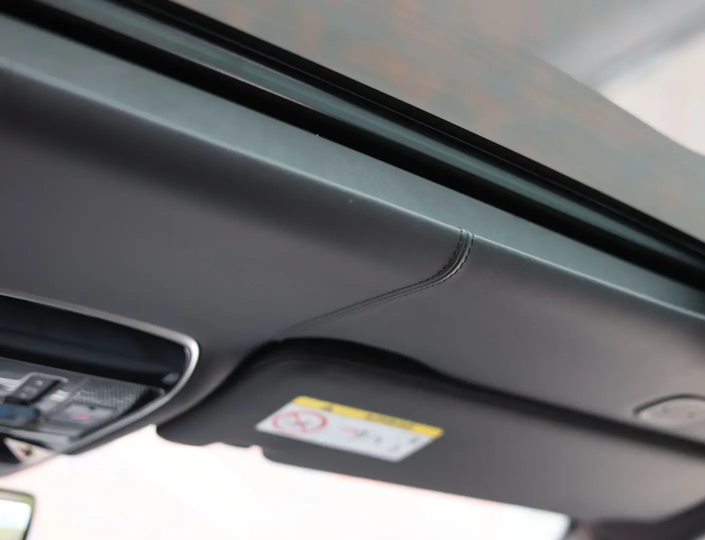 Range Rover P550e Autobiography   23 Inch - SV