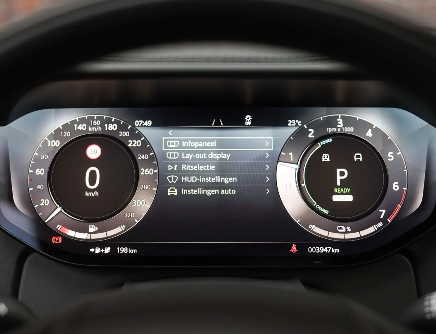 Range Rover P550e Autobiography   23 Inch - SV