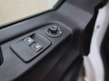 Renault Trafic L1H1 2.0 DCI 120hp