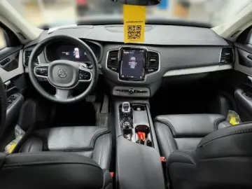 XC 90 T8 Ultra Dark Recharge Plug-In Hybrid AWD