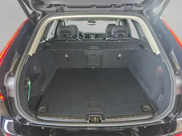 XC60 B5 B AWD Plus Dark