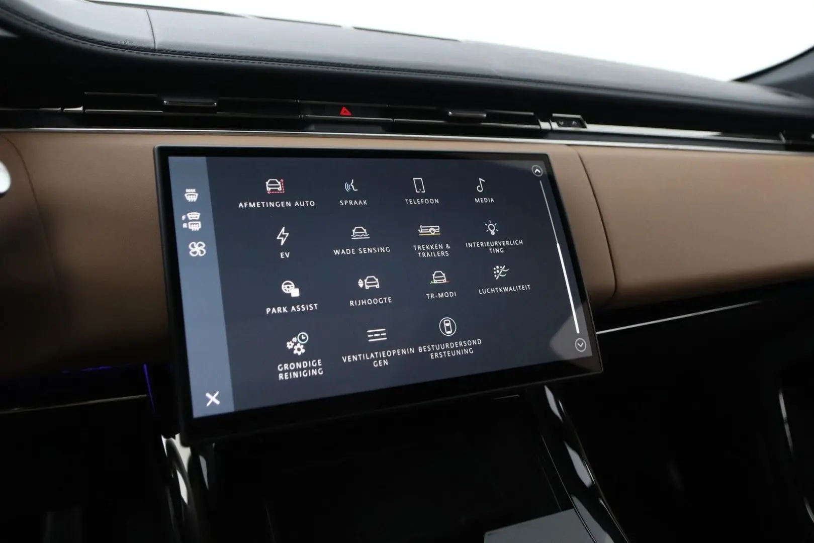 Range Rover Sport 3.0 P550e Autobiography   Cara