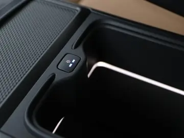 Range Rover Sport 3.0 P550e Autobiography   Cara