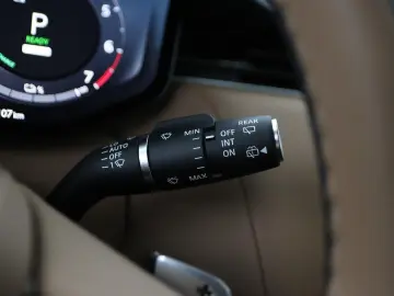 Range Rover Sport 3.0 P550e Autobiography   Cara