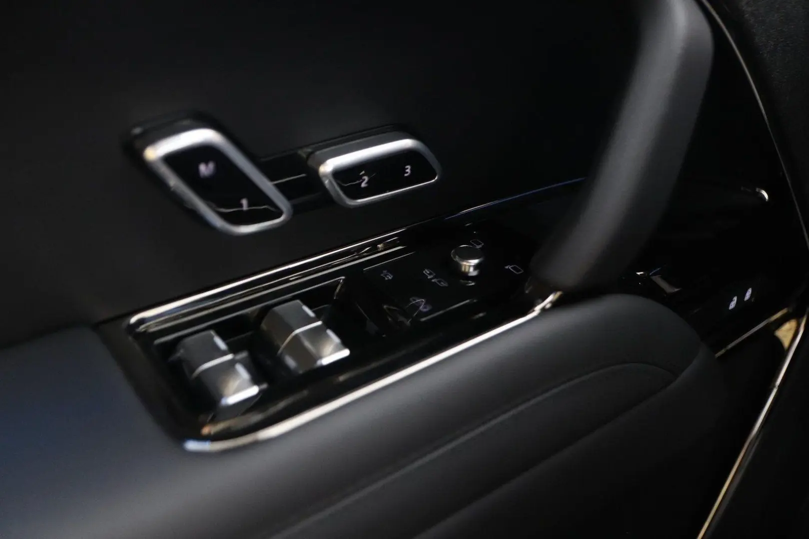 Range Rover Sport 3.0 P550e Autobiography   Cara