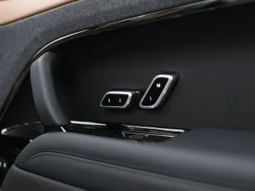 Range Rover Sport 3.0 P550e Autobiography   Cara