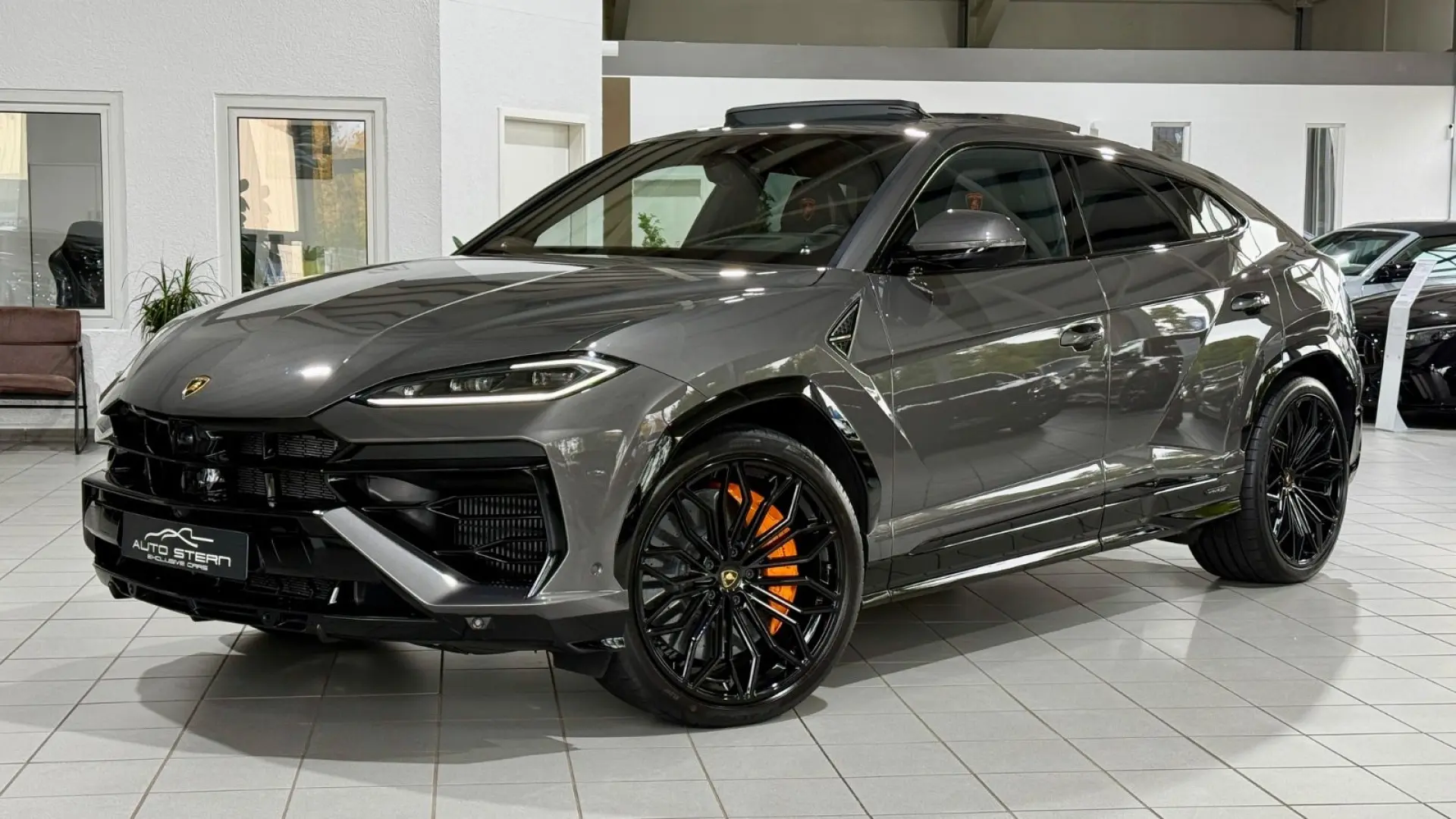 Urus SE 4.0 MY25 ANIMA B&O PANO HUD MASSAGE 23