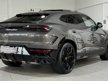 Urus SE 4.0 MY25 ANIMA B&O PANO HUD MASSAGE 23