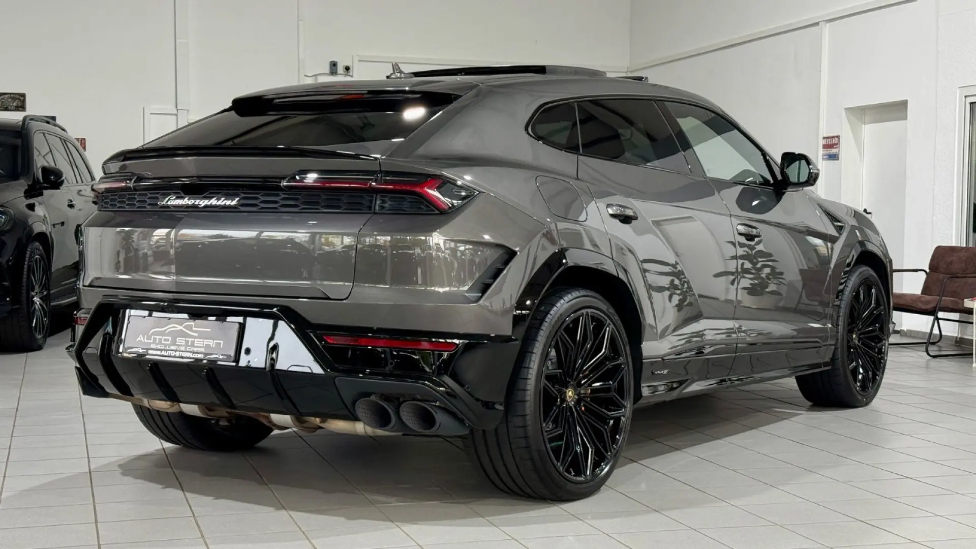Urus SE 4.0 MY25 ANIMA B&O PANO HUD MASSAGE 23