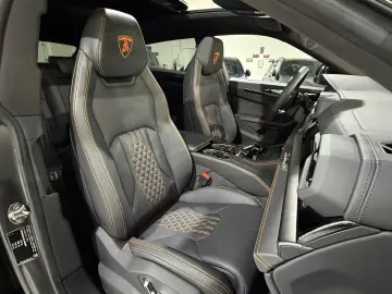 Urus SE 4.0 MY25 ANIMA B&O PANO HUD MASSAGE 23