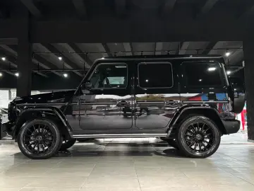 G 400d  AMG Burmester 360  Schiebedach Carbon